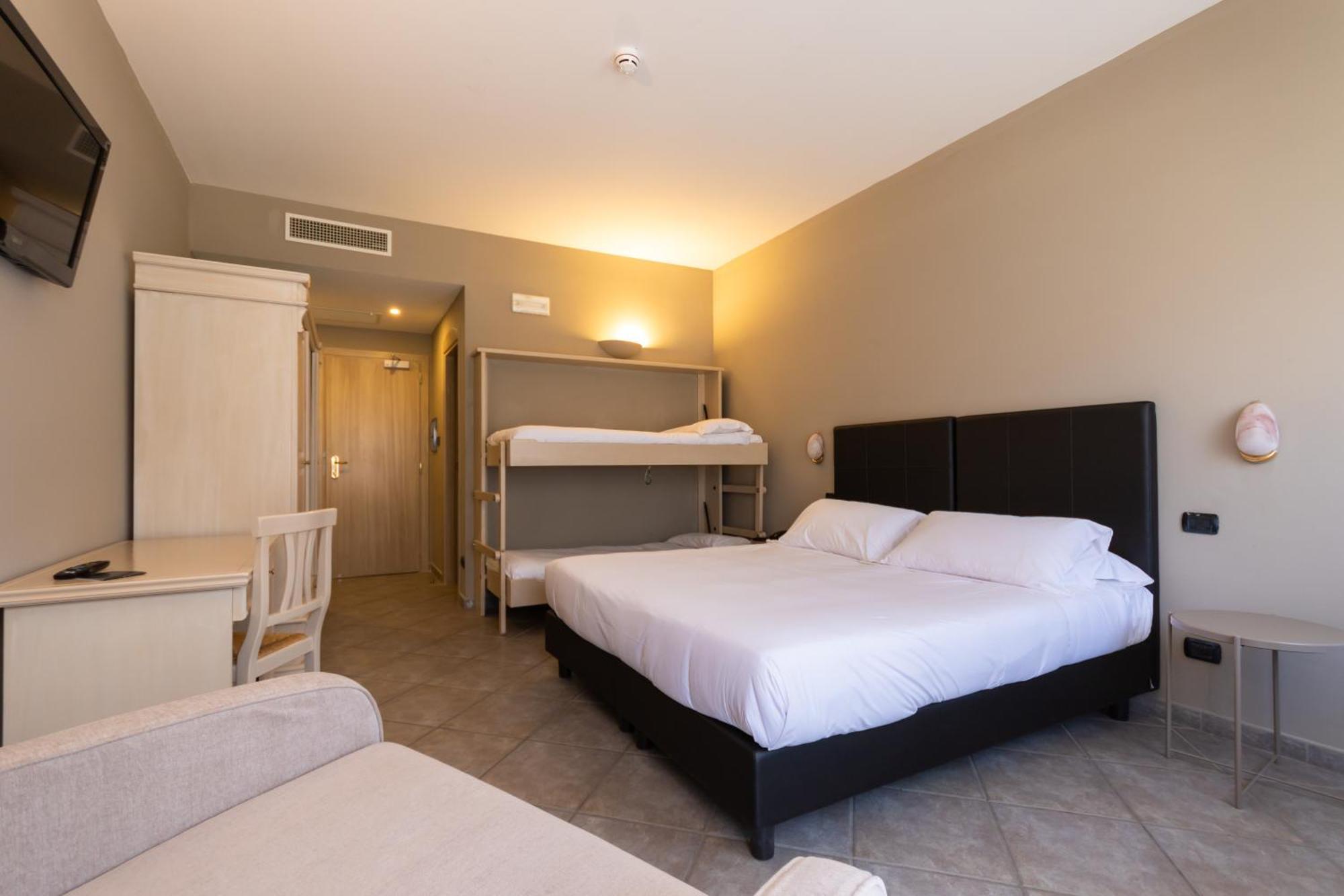 Hotel Don Luis Castel Di Sangro Bagian luar foto