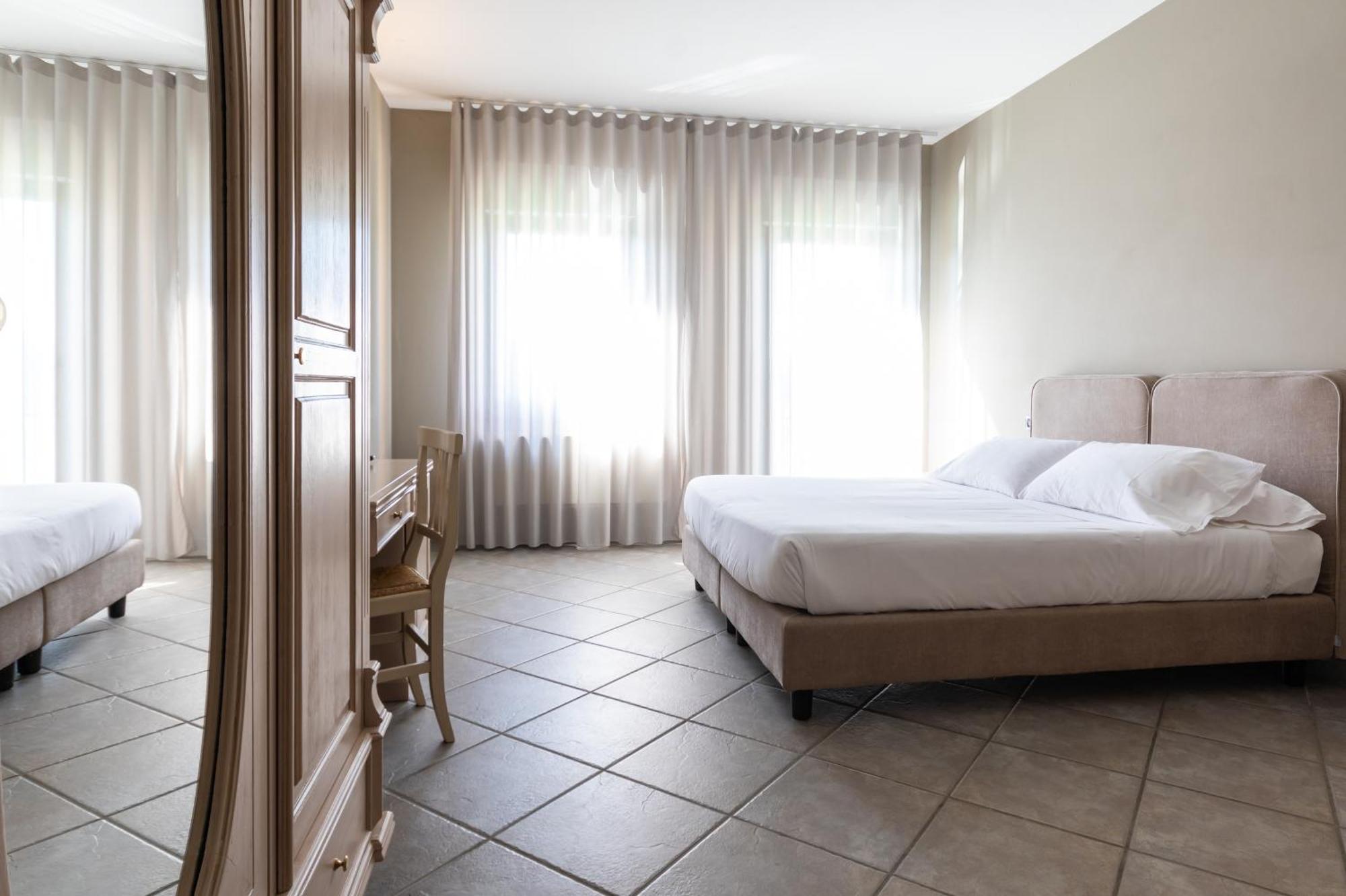 Hotel Don Luis Castel Di Sangro Bagian luar foto
