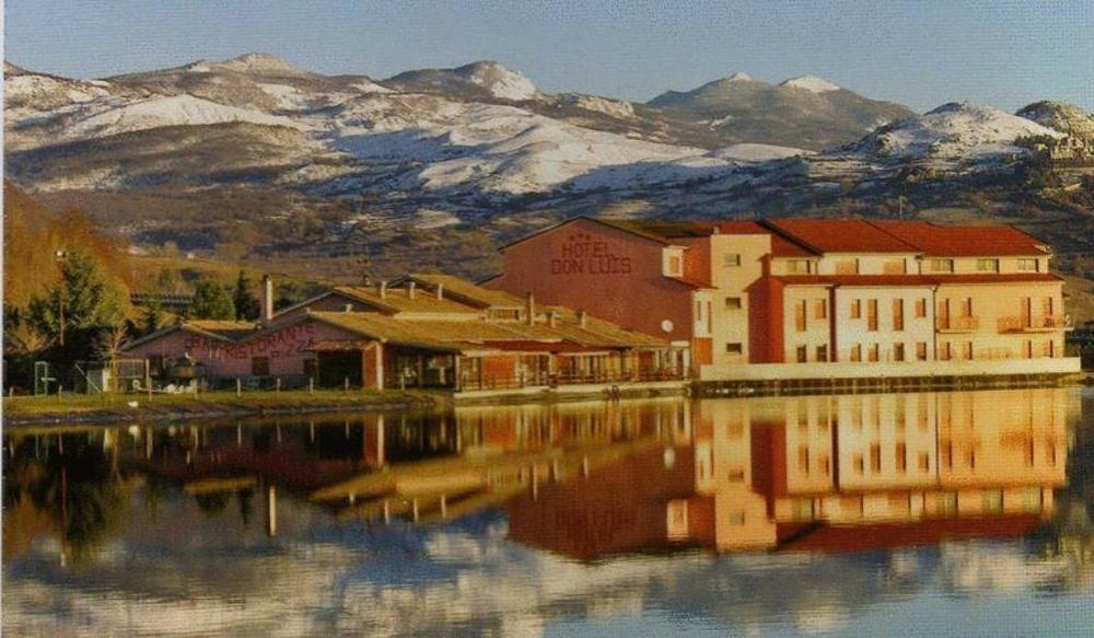 Hotel Don Luis Castel Di Sangro Bagian luar foto