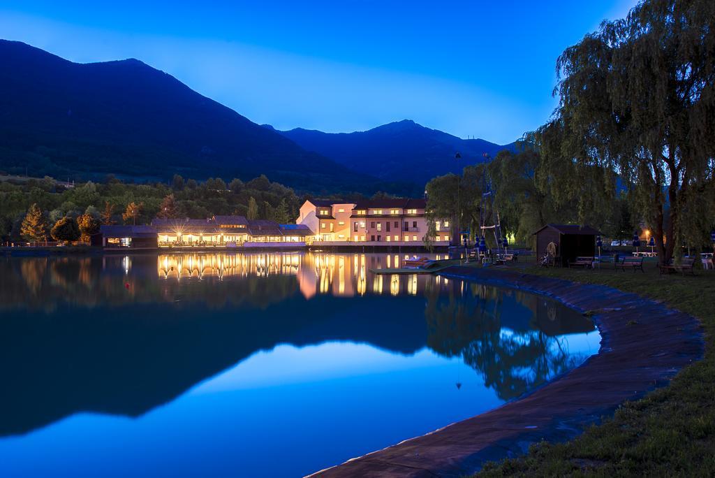 Hotel Don Luis Castel Di Sangro Bagian luar foto