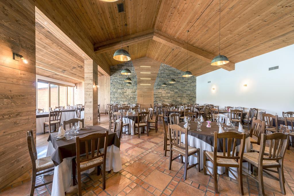 Hotel Don Luis Castel Di Sangro Bagian luar foto
