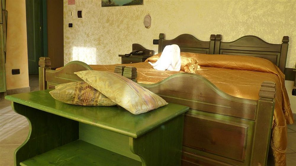 Hotel Don Luis Castel Di Sangro Bagian luar foto